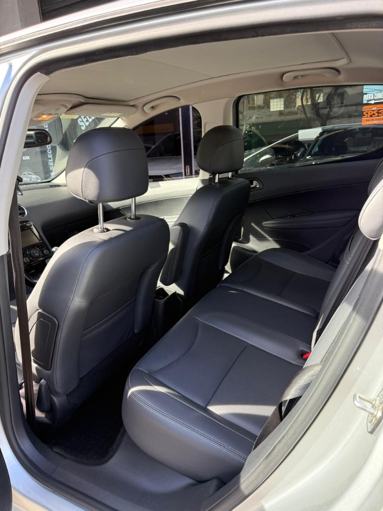 Peugeot 308 Feline — foto 14